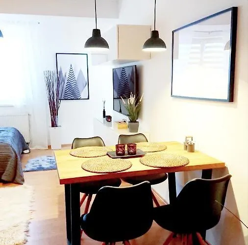Apartmán U Sklarny *